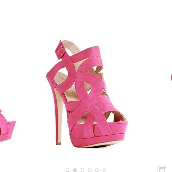 JustFab platform heels - Picture 6 of 10